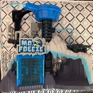 Imaginext Mr Freeze Lair